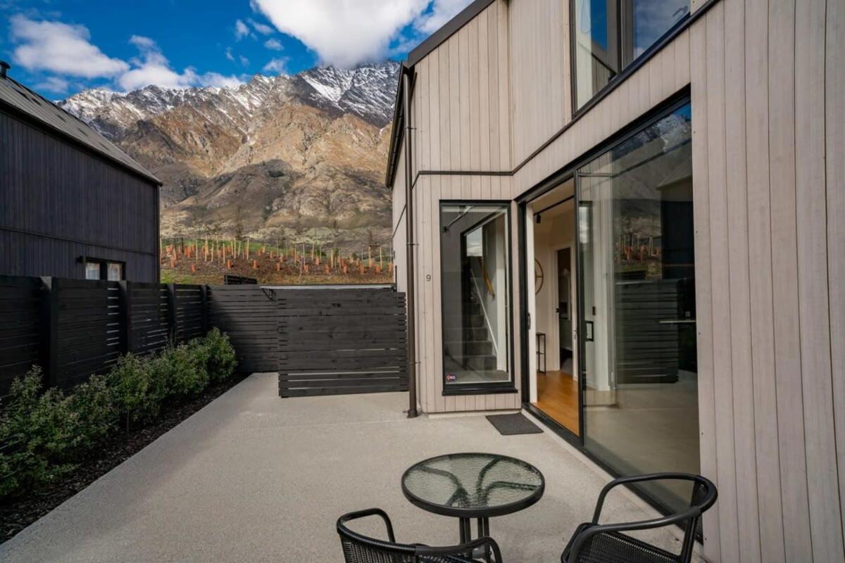 Nestled Below The Remarkables Queenstown Exterior photo